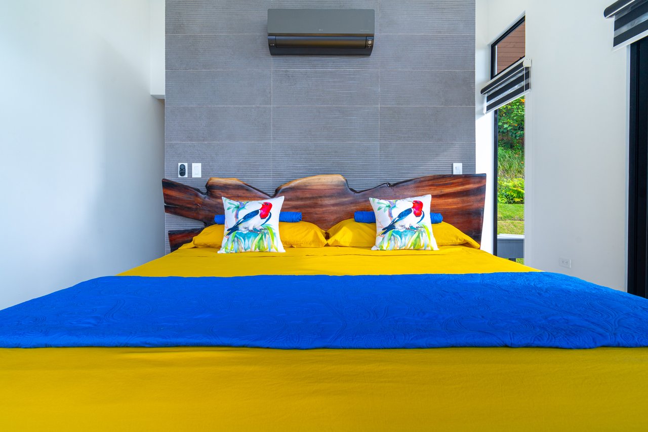 Luxury 4-Bed Home with Ocean & Jungle Views in Ojochal