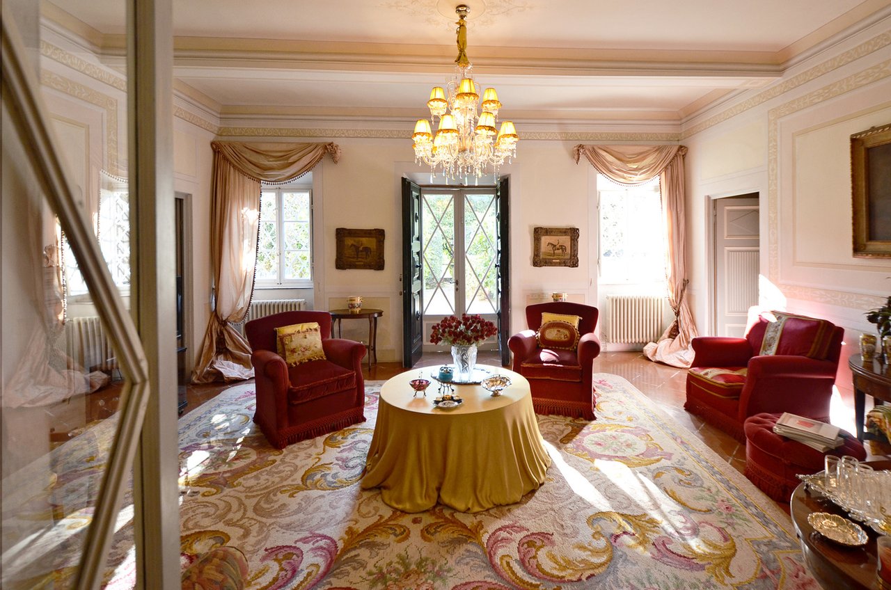 Timeless Lucca Villa with Garden and Pool