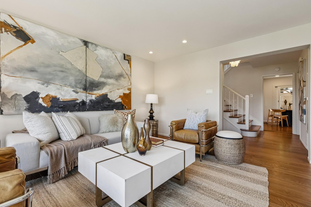 34 Dorantes Avenue