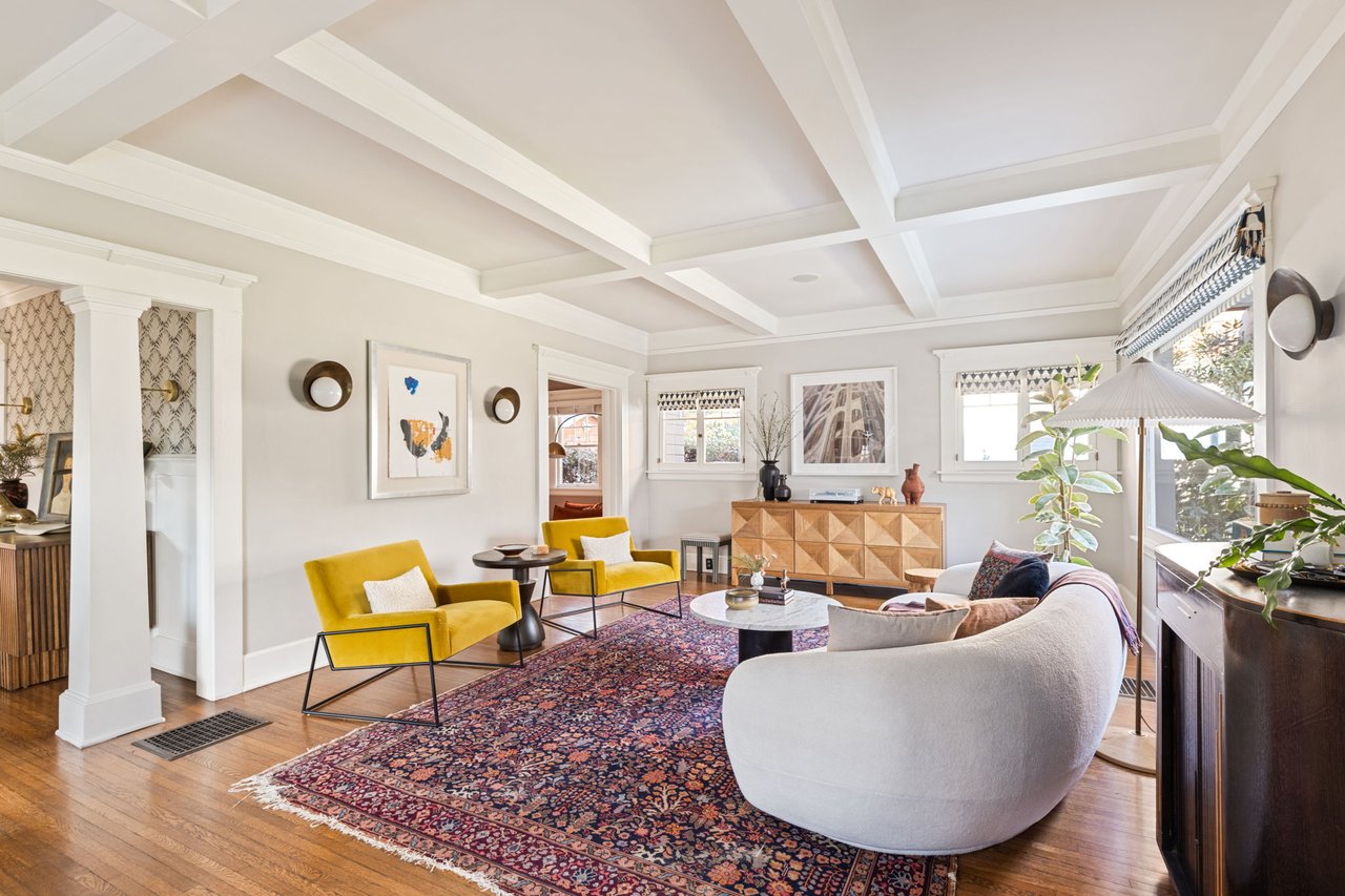 Timeless Craftsman. Larchmont Village