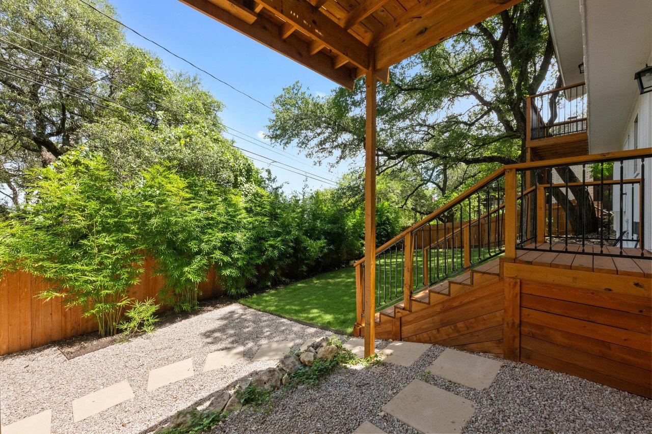 2300 Spring Creek Dr