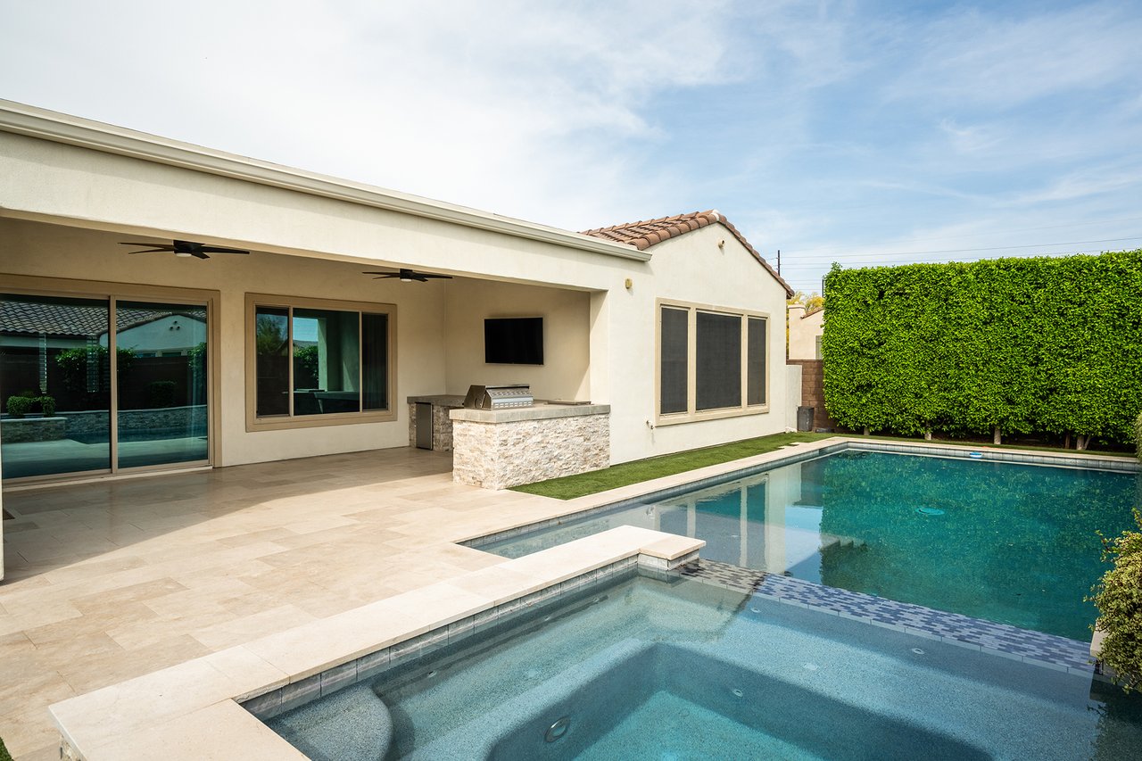 5537 E VIA CABALLO BLANCO