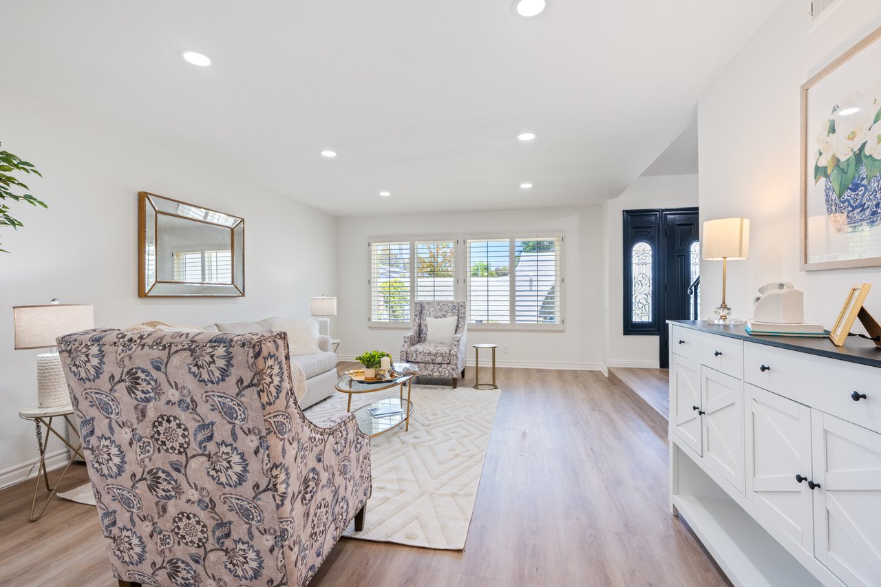 26982 Pueblonuevo Dr, Mission Viejo 92691	