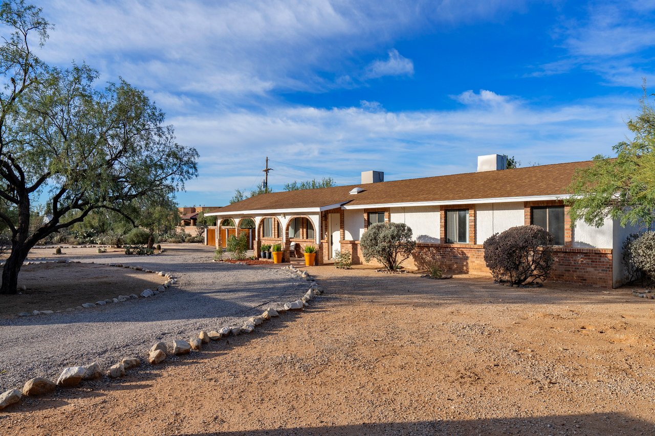 1005 W Emerine Drive