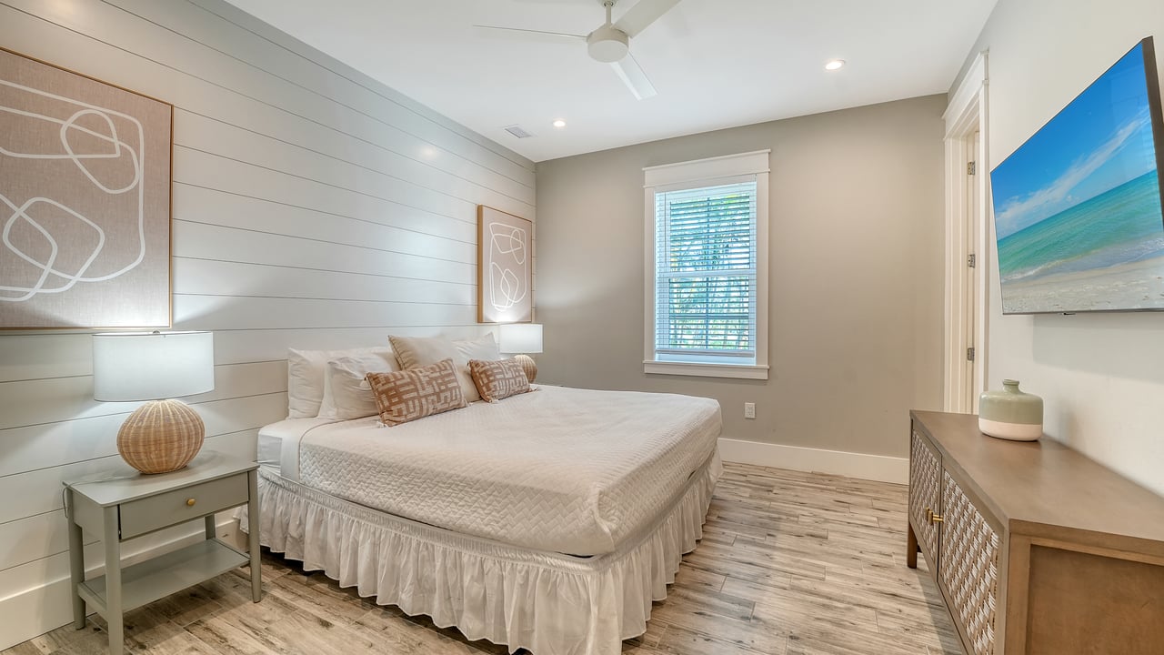 2175 Avenue A, Bradenton Beach, Florida