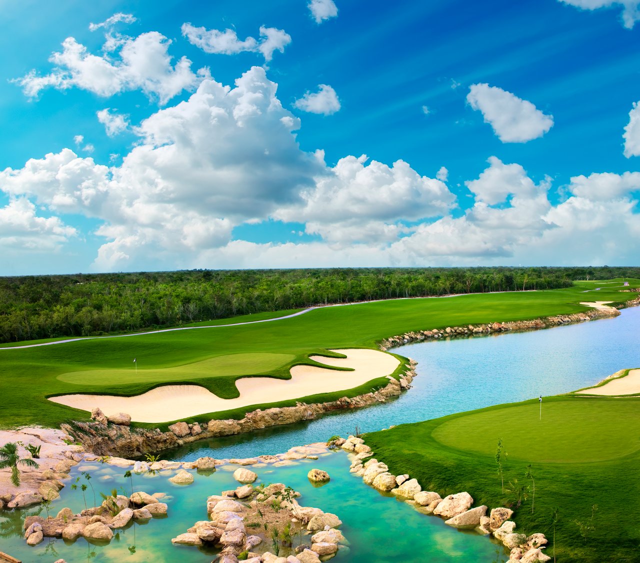 Amanhá at Yucatán Country Club 