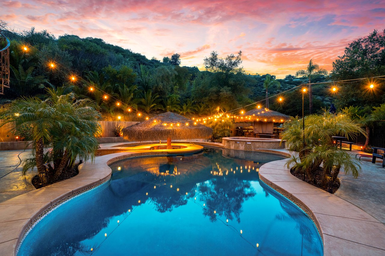 21128 Via Los Laureles