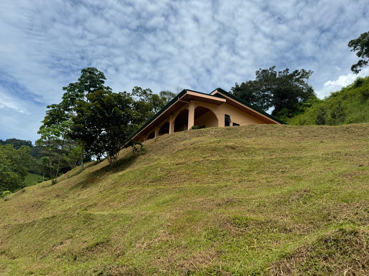 2.6 ACRES – 3 Bedroom Home With Beautiful Views, Several More Building Sites, Perfect For Small Farm!!!