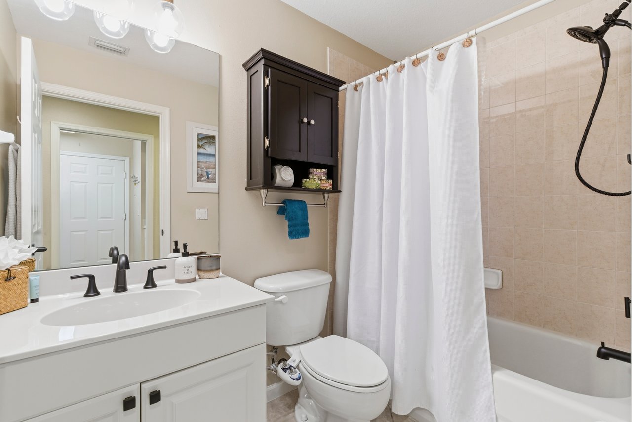 10040 Valiant Ct 101 - Miromar Lakes