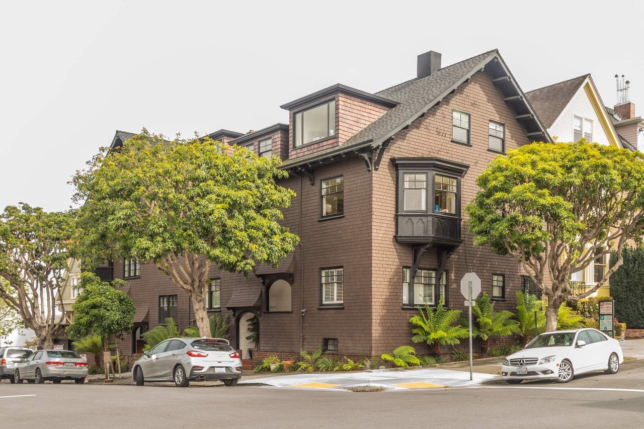 2393 Filbert St