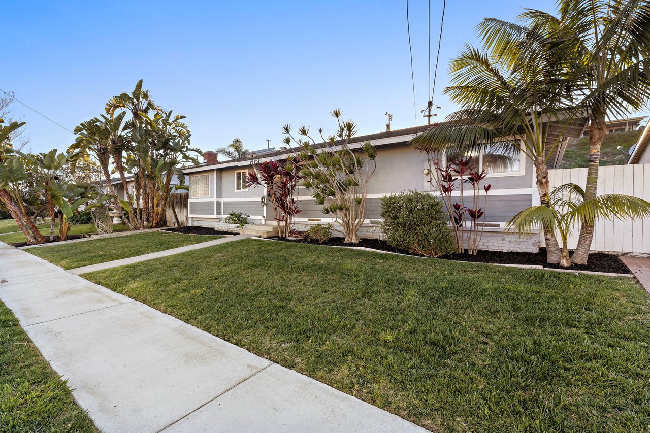 19141 Newland Ave.