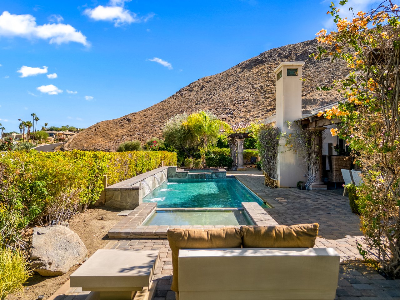 2 Nebulae Way, Rancho Mirage