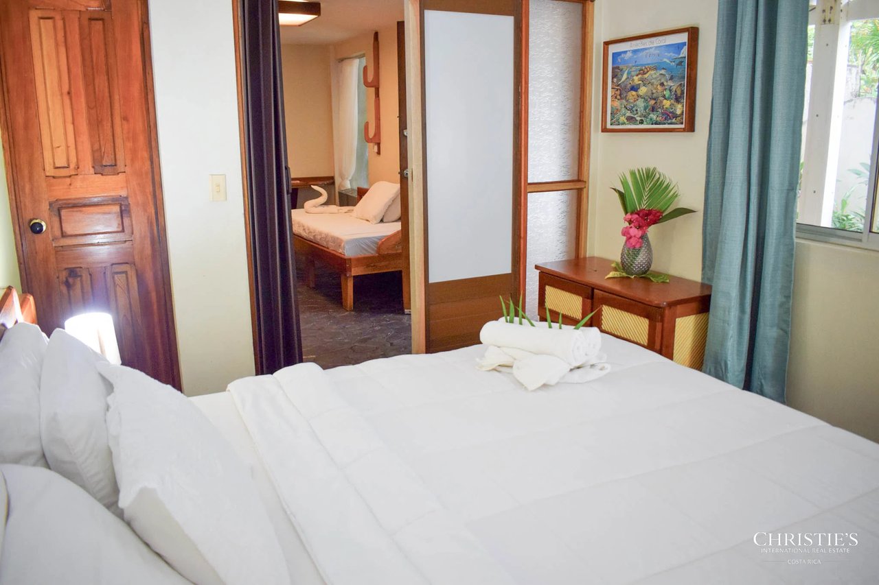 Hotel Las Tortugas - Legendary Beachfront Boutique Hotel