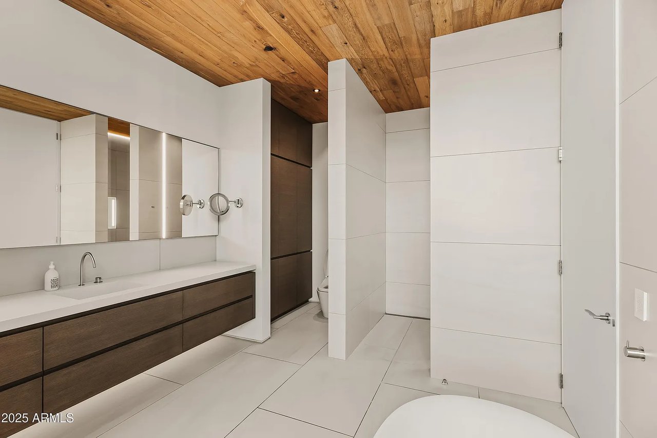 4301 E Upper Ridge Way