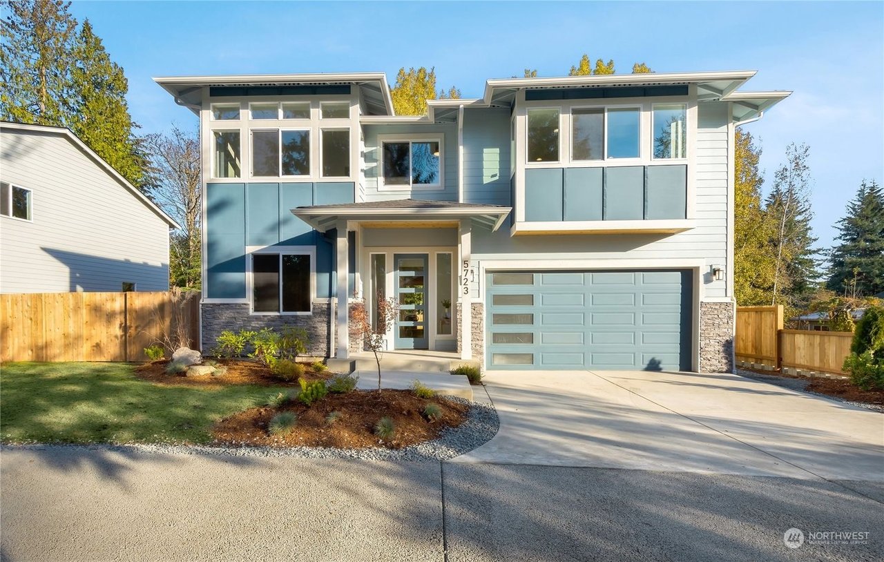 5723 207th Pl SW