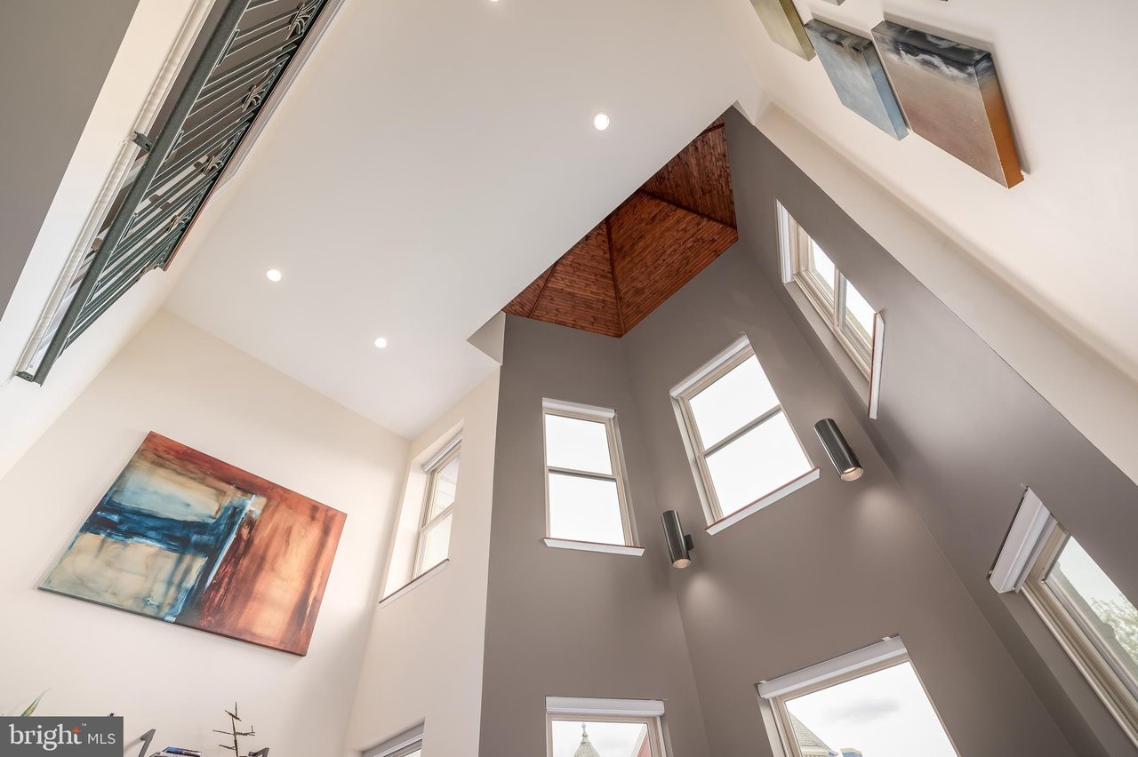 322 T St NW #2