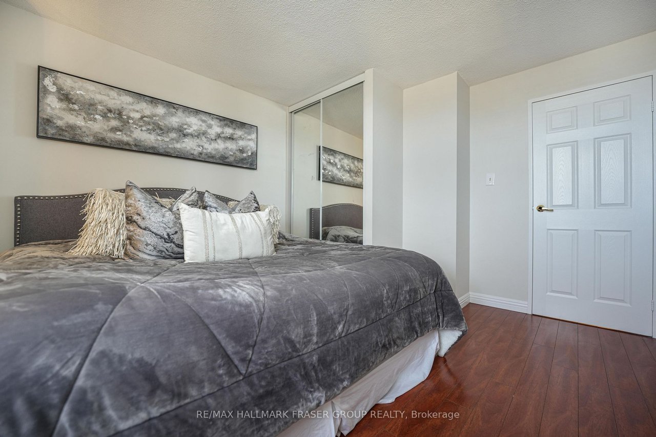 3845 Lake Shore Boulevard W #1111