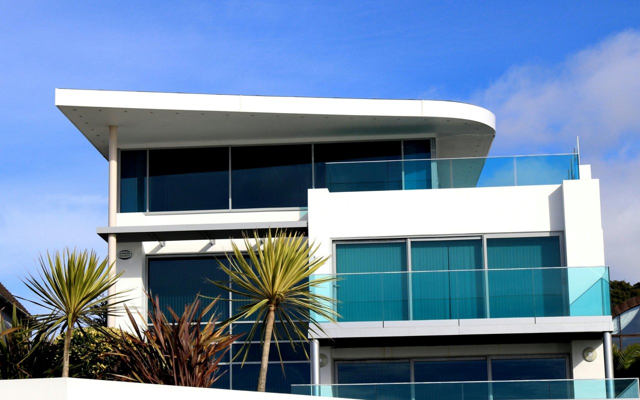 8 Major House Expenses that Come up Every Decade — and How to Afford Them