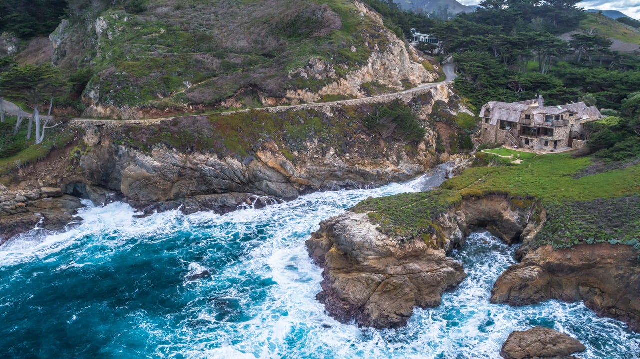 Carmel Highlands Luxury Rental - "Shiprock"