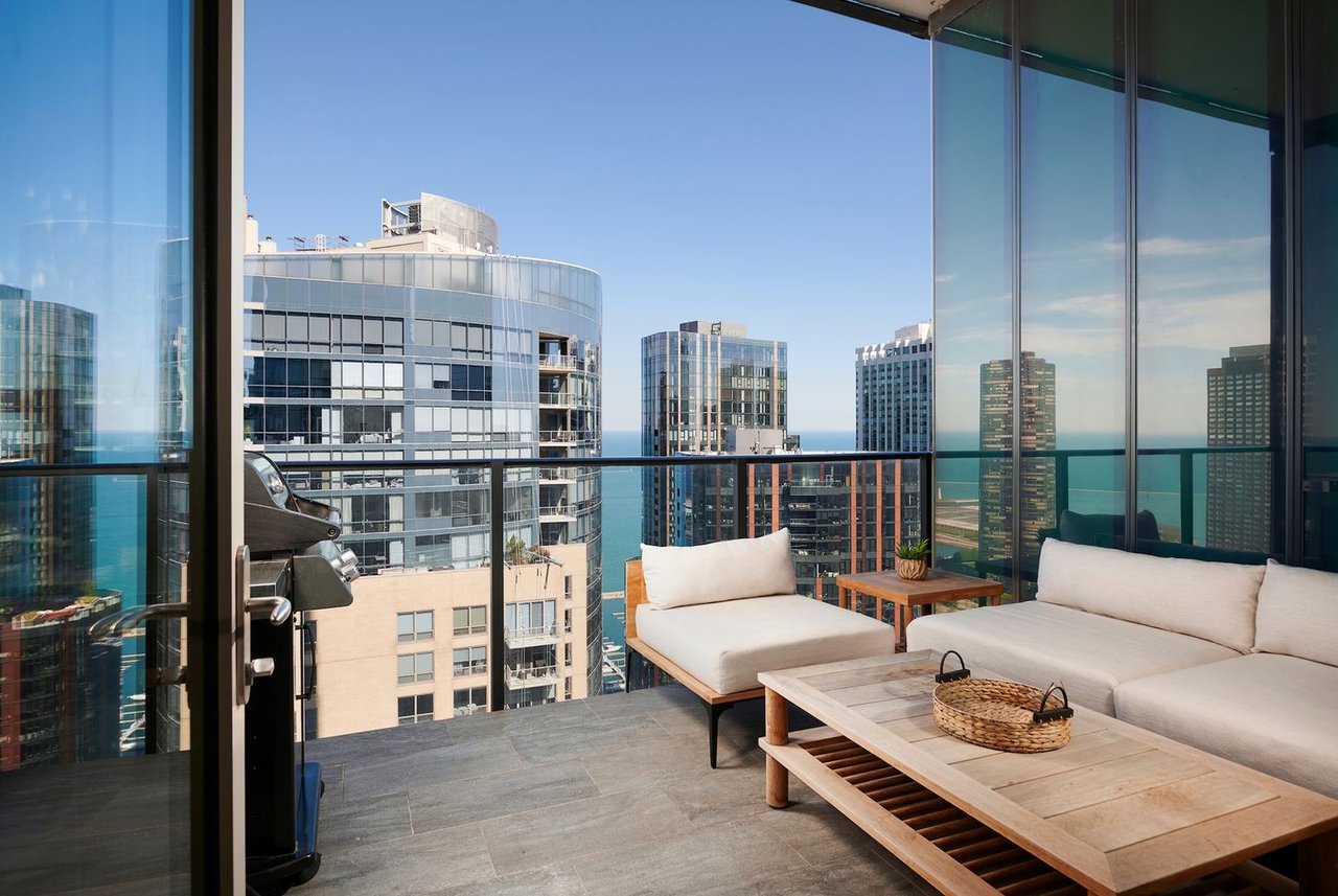 363 E Wacker Dr, #3608