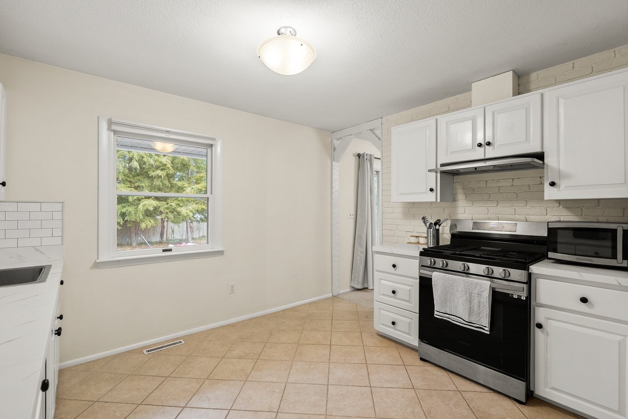 90 Helena Rd Marshfield