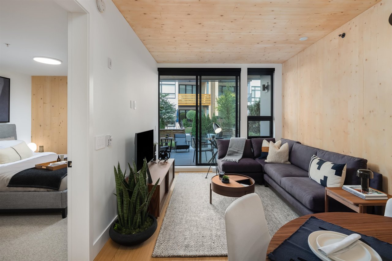 310 Salter St, #402