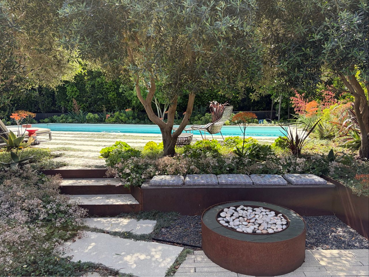 162 Throckmorton Ave