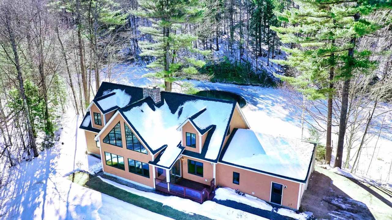 83 Mountain Vista Dr