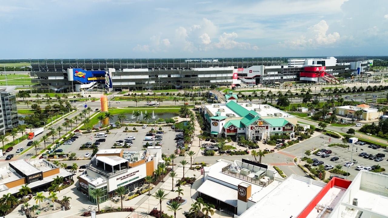 Daytona Speedway Hotel