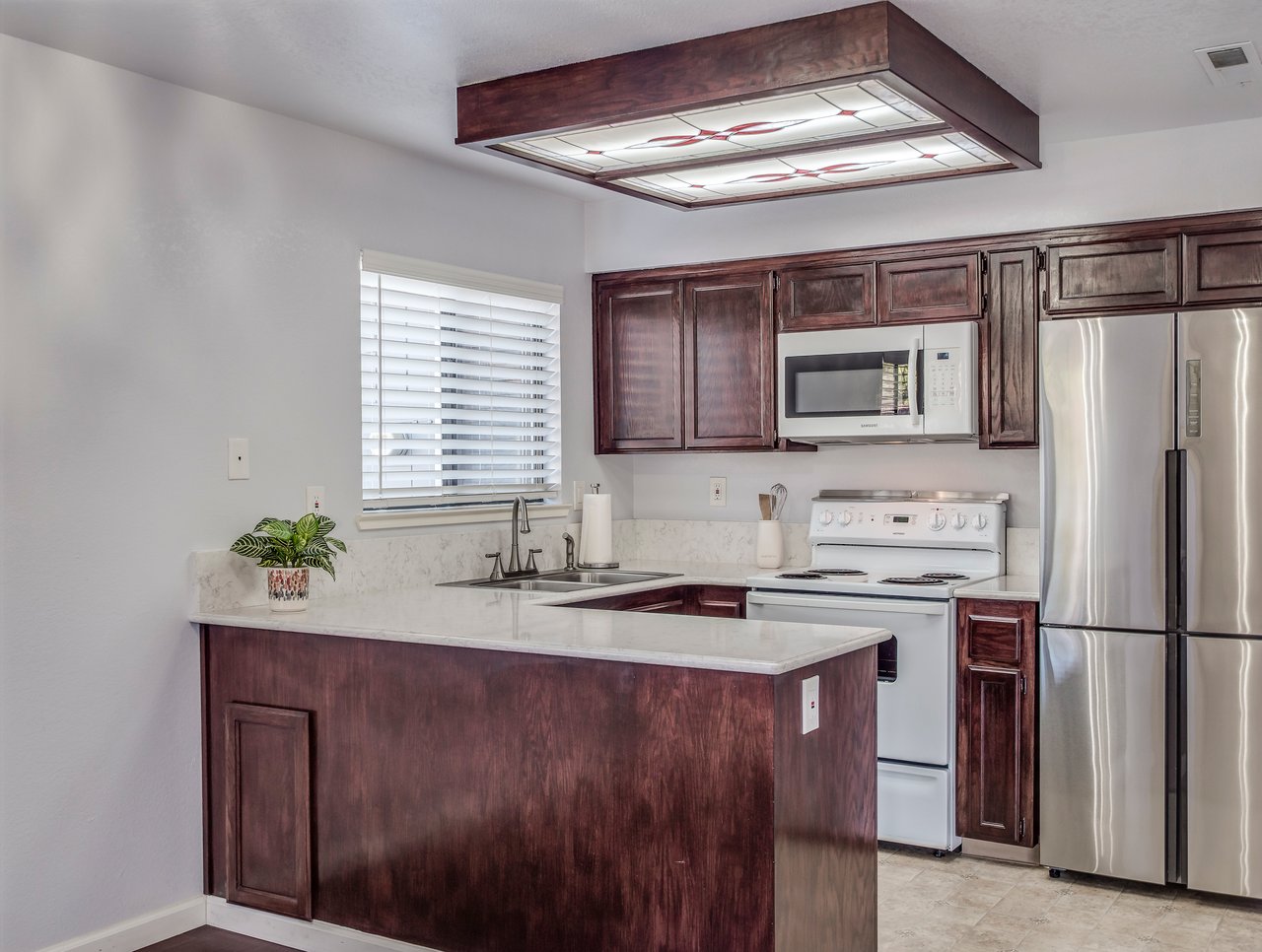 350 Creekview Drive