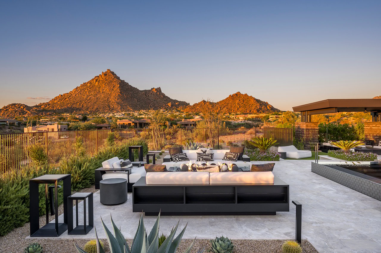 10784 E PINNACLE PEAK Road