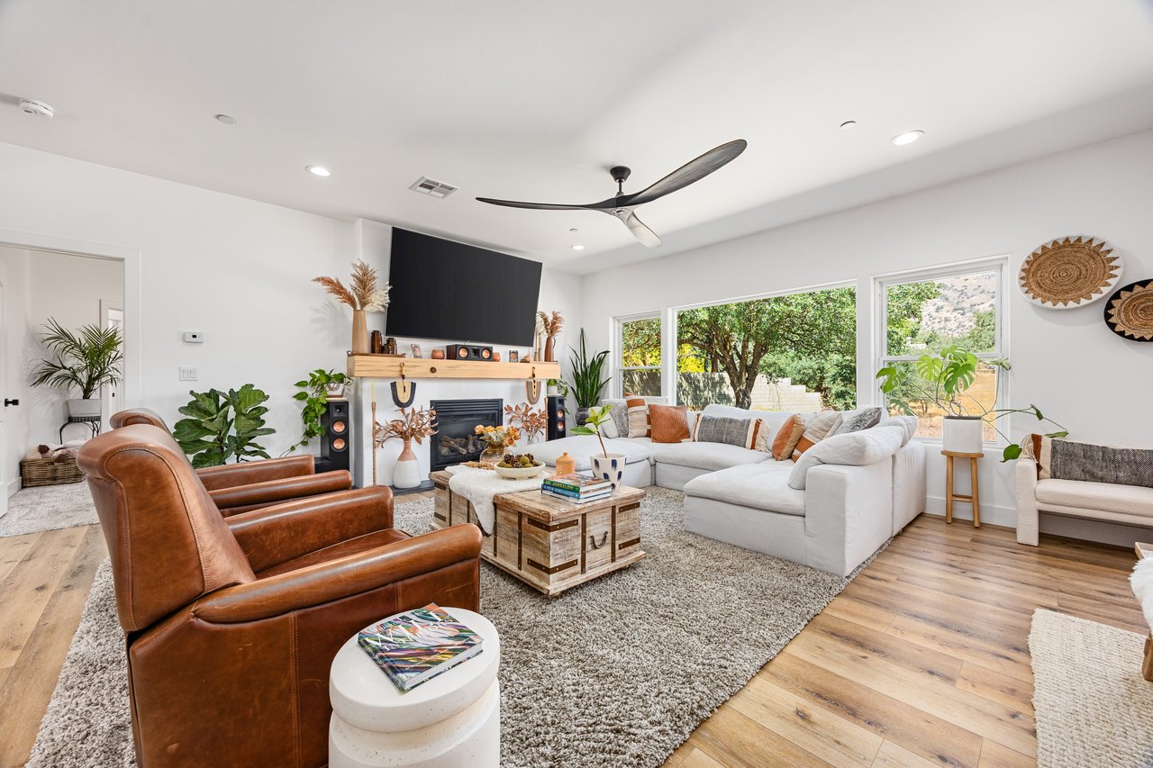21305 Country Club Dr. 