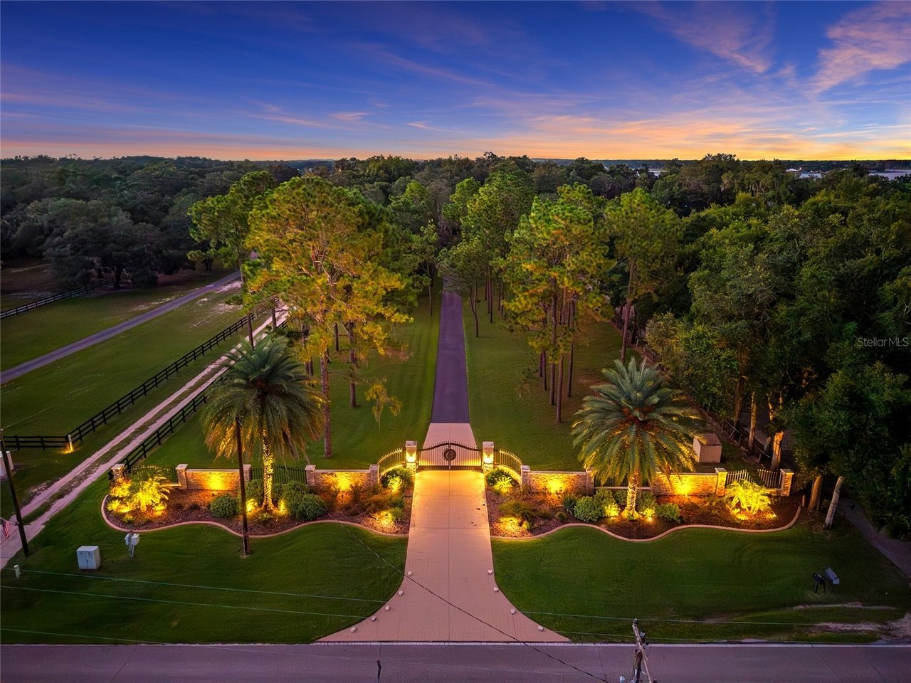 10745 SE Sunset Harbor Rd