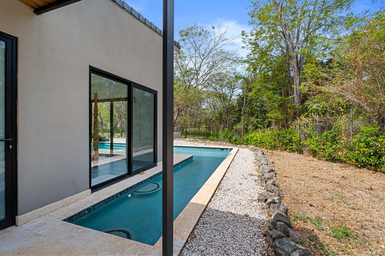 Casa Avalon |  New 4-Bedroom Home on 1.48-Acre Lot – Build 2 More Structures, Just Minutes from the Beach! 
