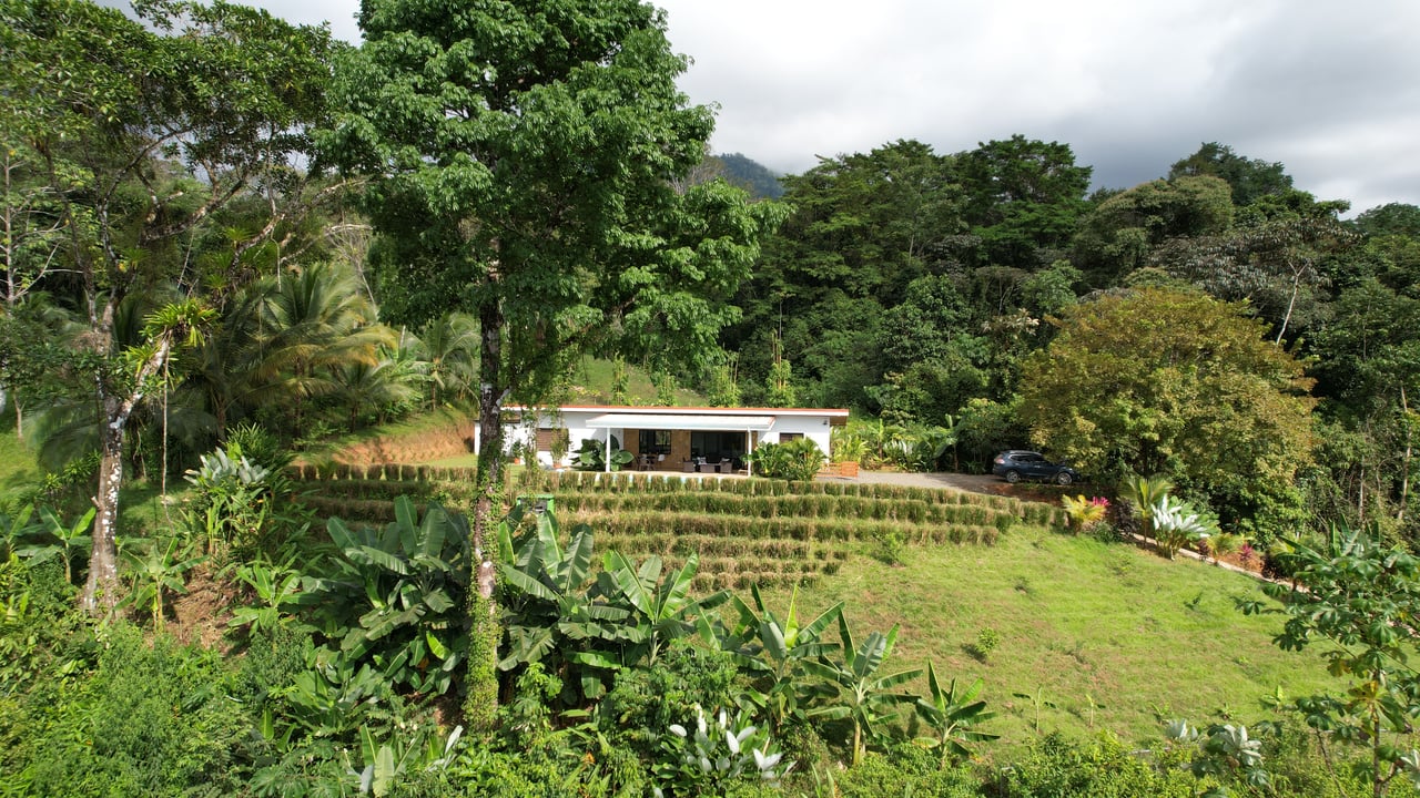 Modern Home in a Private Paradise in Tres Rios