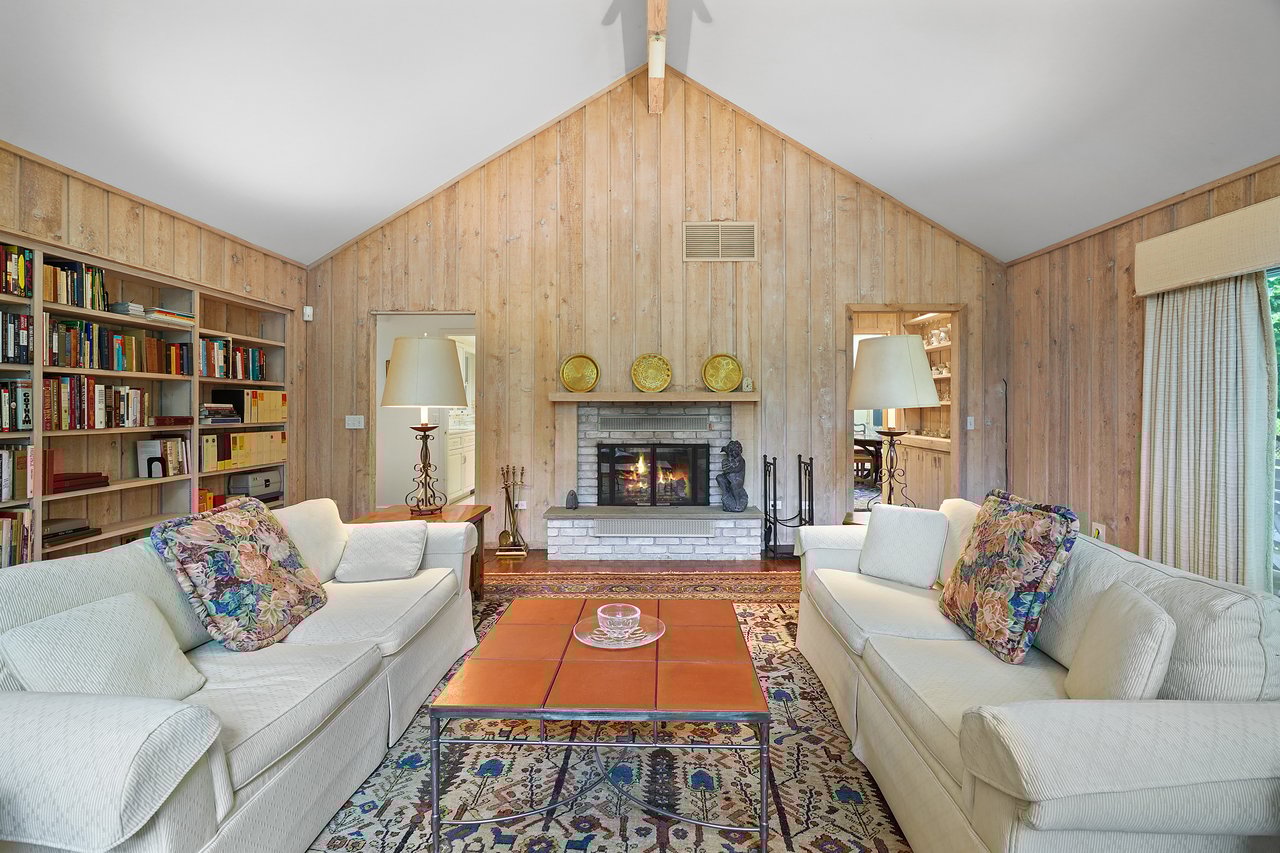 112 Narrows Road