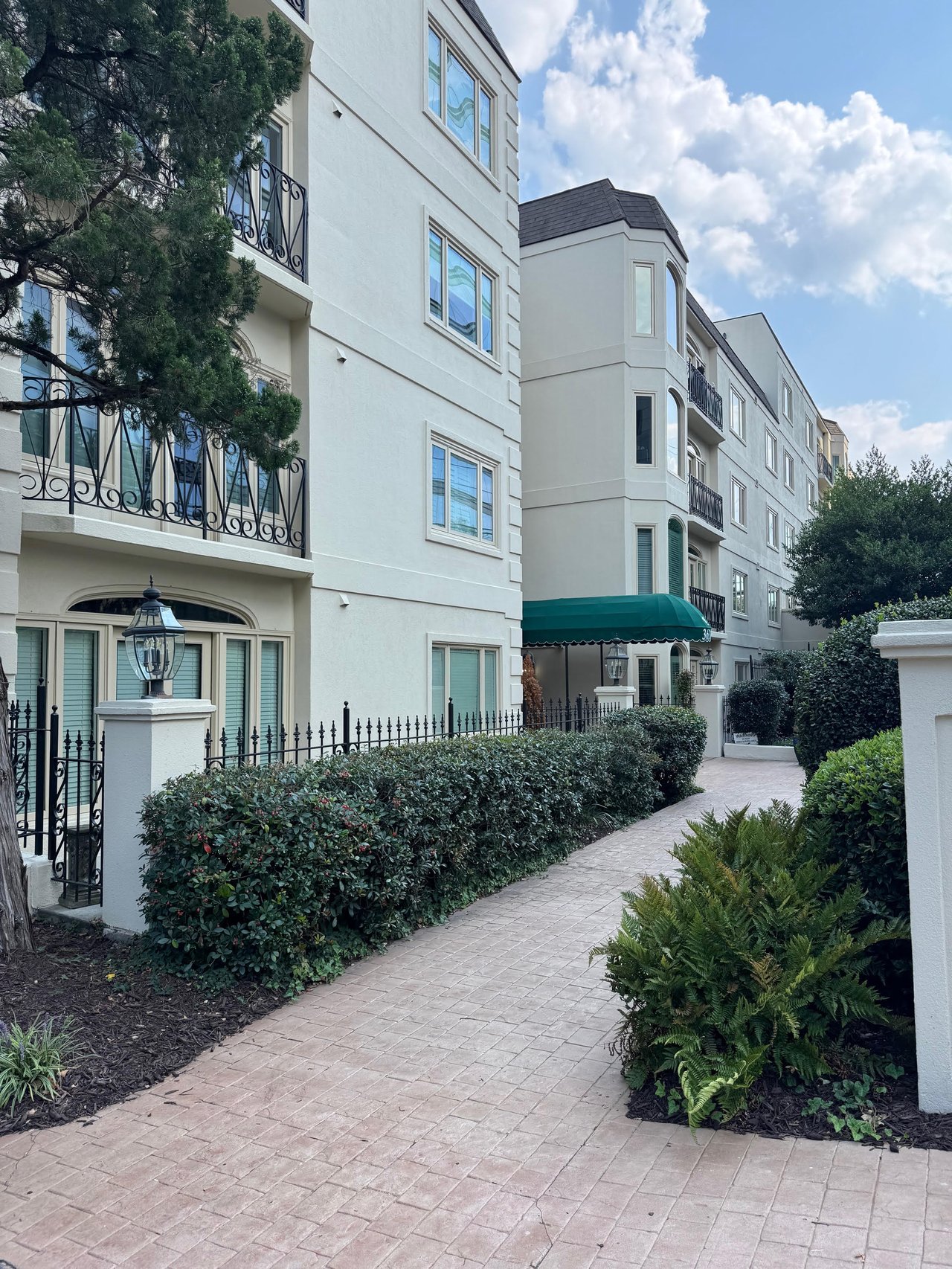 Evian Condominiums