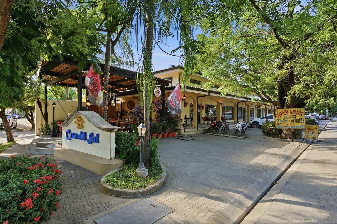 Reparito House | Turnkey Restaurant & Commercial Property for Sale