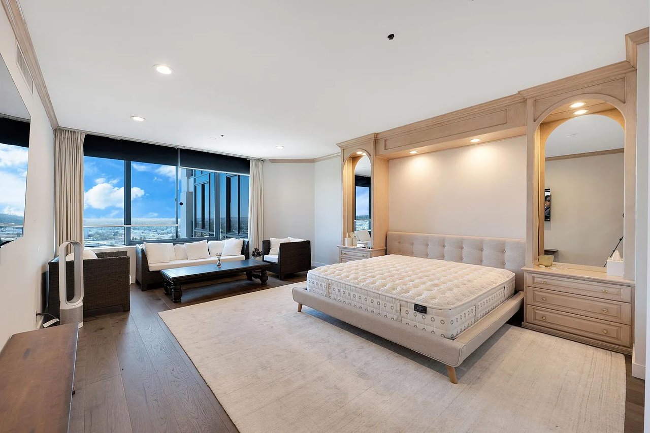 10724 Wilshire Blvd #1410
