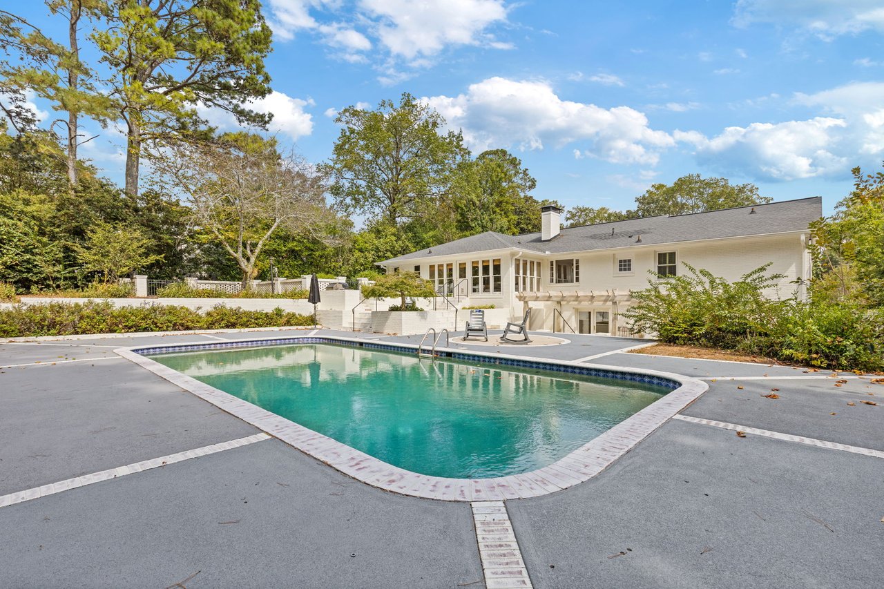 5650 Eden Roc Ln