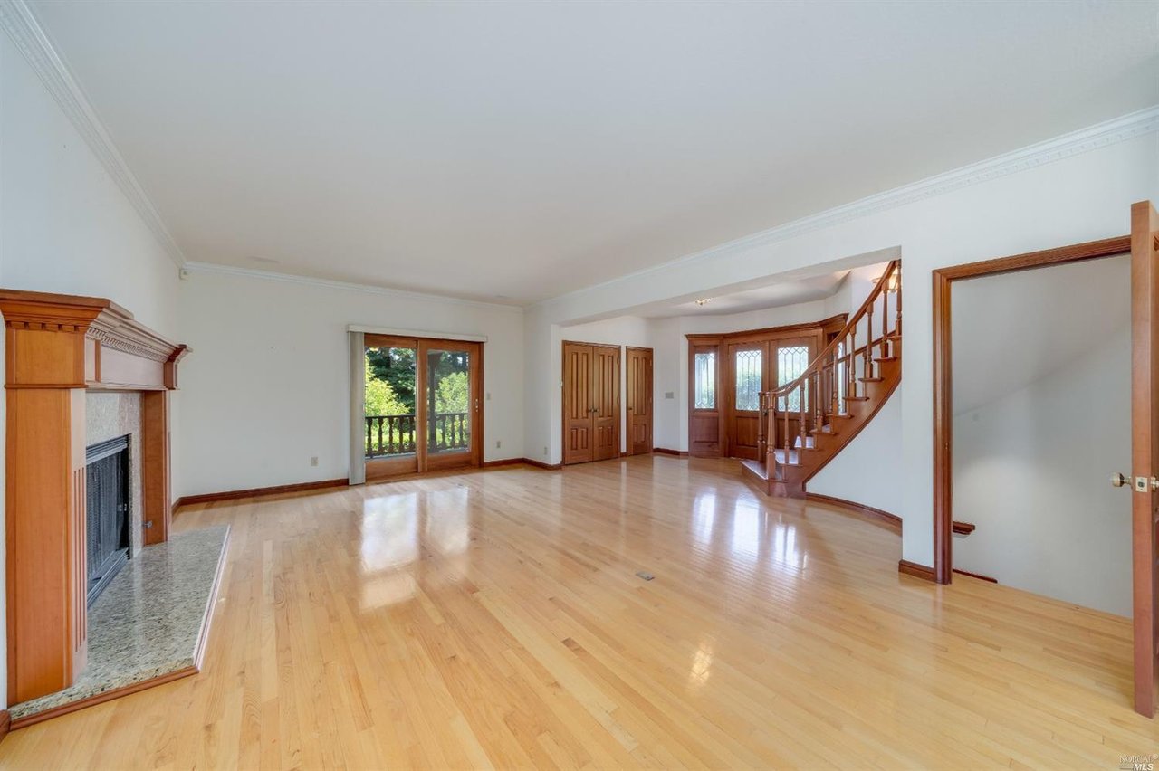 3875 W Dry Crk Rd