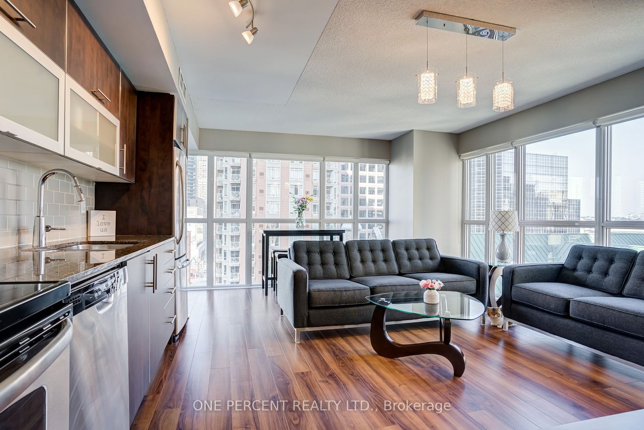 28 Ted Rogers Way 1109