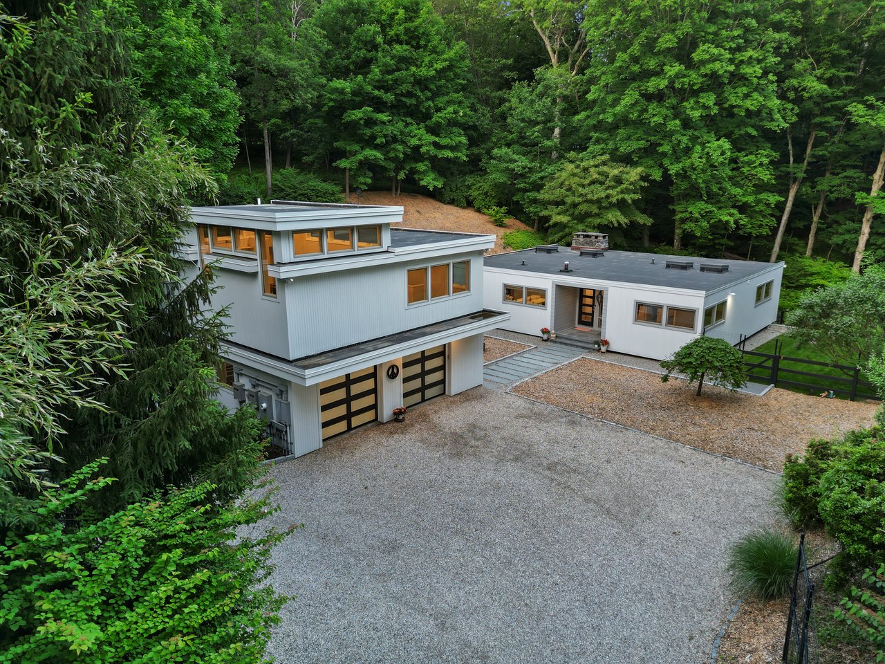99 High Ridge Road