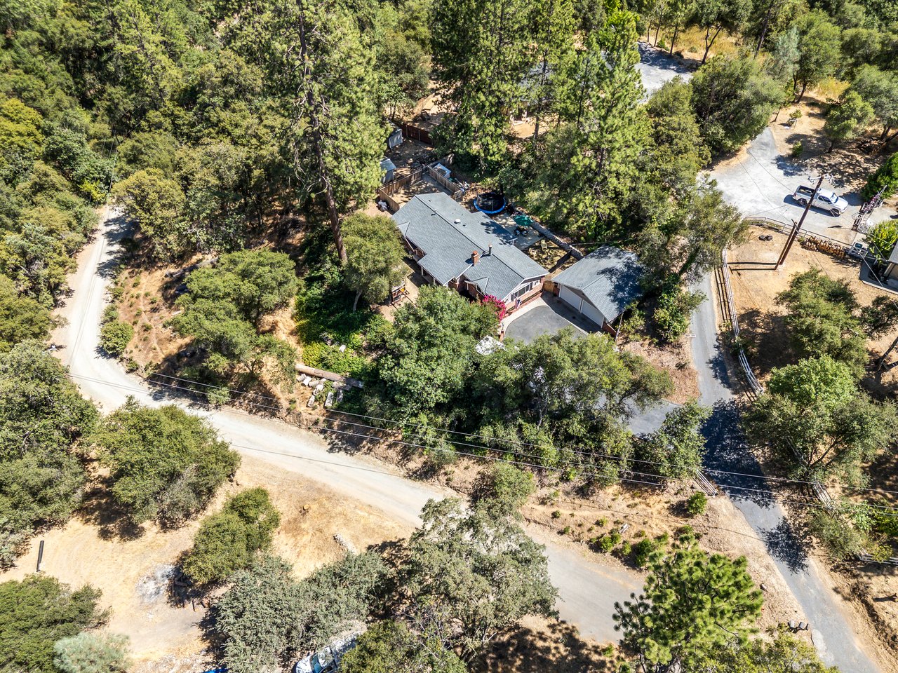 5761 Forest Lake Rd,