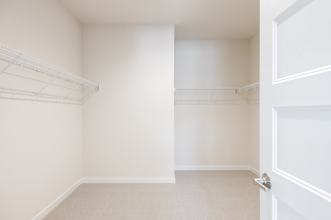 Fusion 1C - Finished Basement & 2-1 Buydown Included
