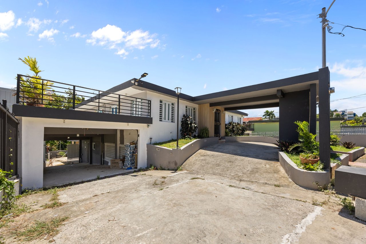 Income-Producing Multifamily with Pool Minutes from SJU Airport