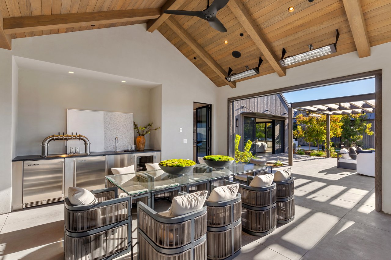 World Class Napa Valley Compound