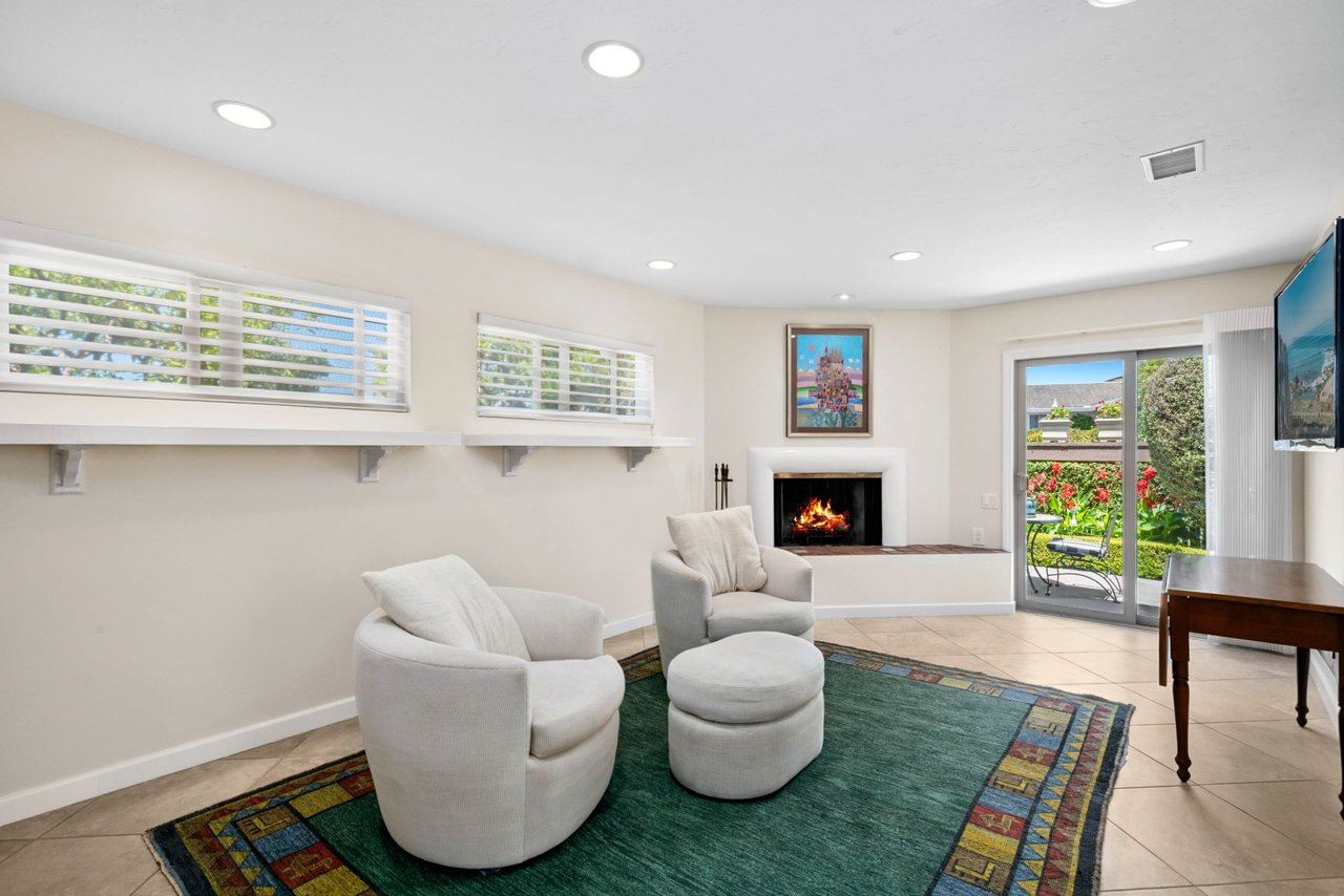15 Skysail Drive