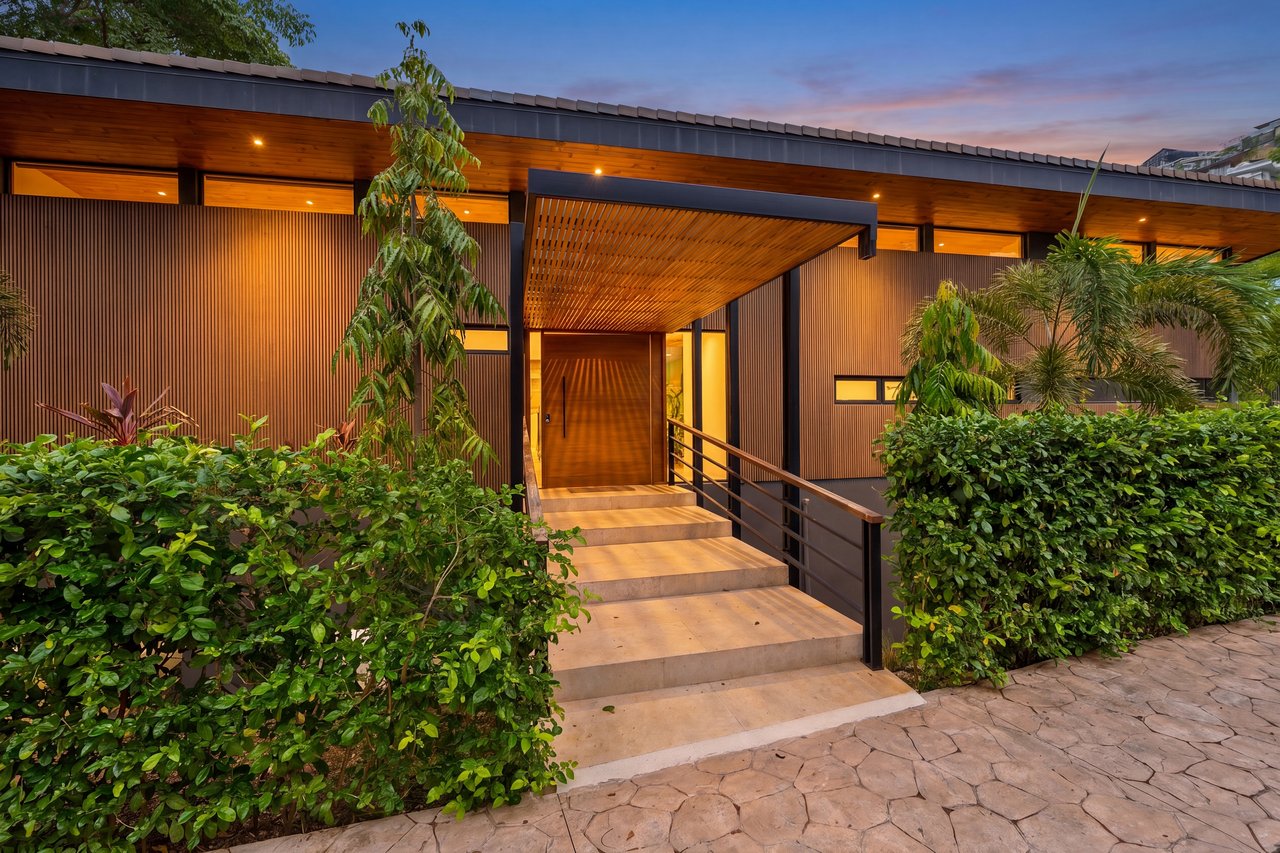 Casa Hanna | Luxury Home for Sale in Senderos, Tamarindo Costa Rica