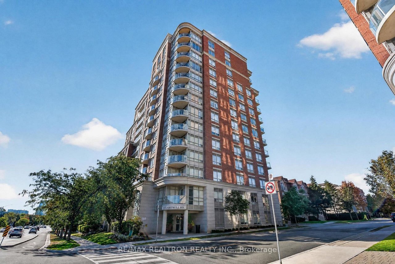 NORTH YORK LUXURY 